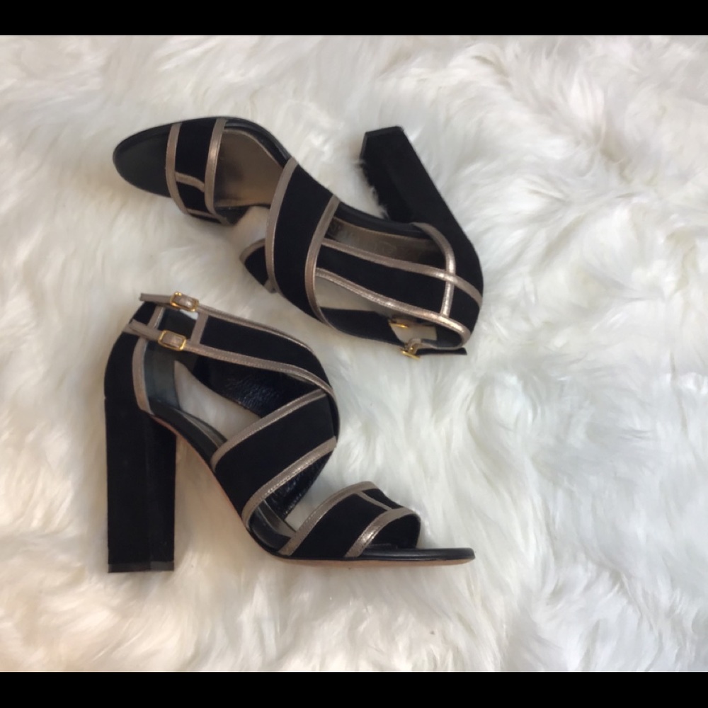 ALEXANDER MCQUEEN BLK SUEDE CROSSOVER PUMPS SZ 8